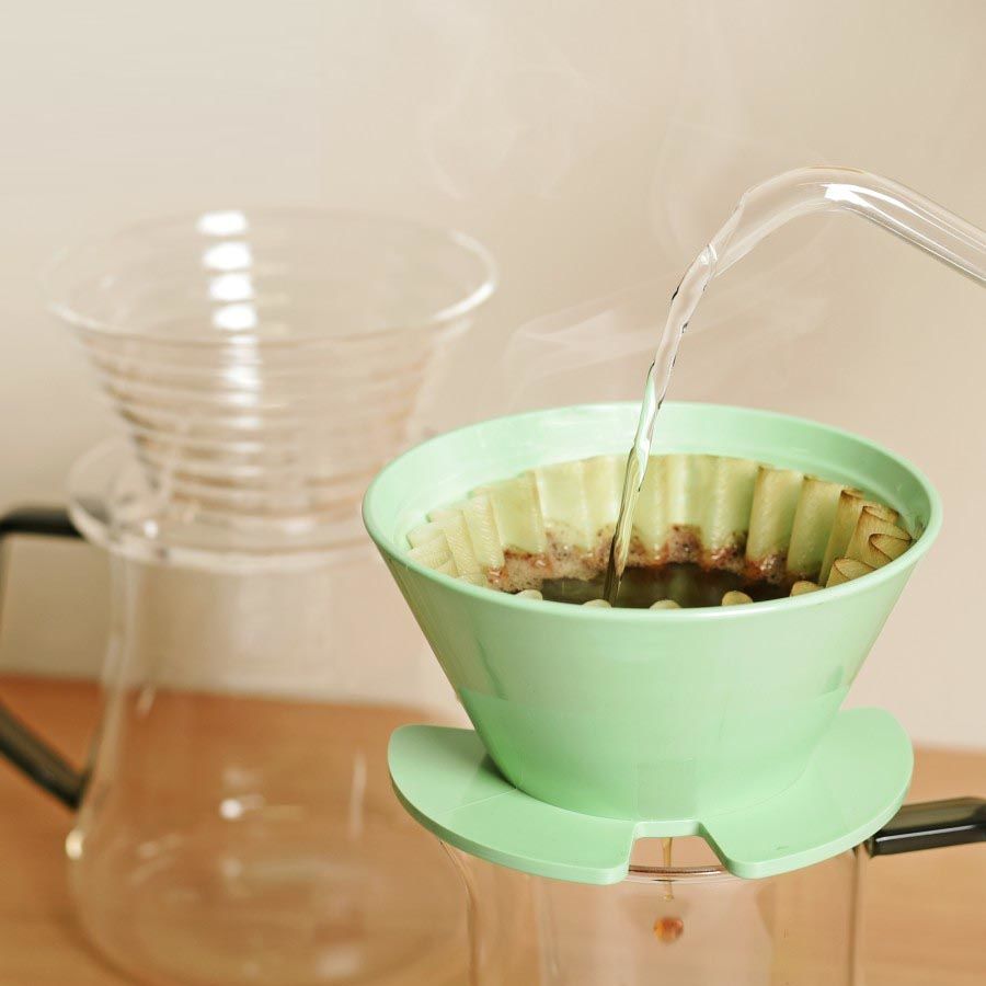 pouring dripper april