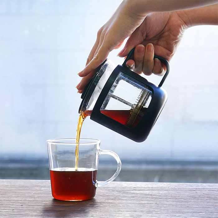ngopi di kantor dengan hario