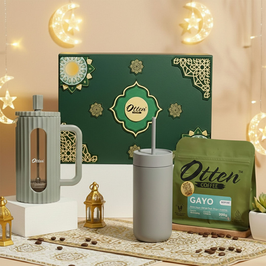 Hampers Ramadhan - Alat Kopi Kaia French Press 350ml Game Room Green + Fellow Carter Cold Tumbler 16 Oz
